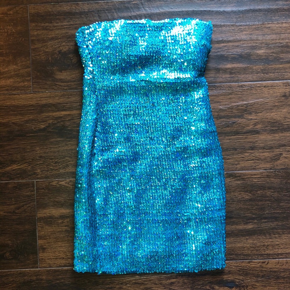 Sequin Dress 👗 Turquoise! Gorgeous
